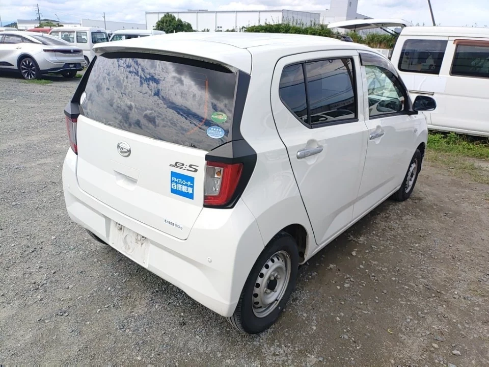 Daihatsu Mira e:S LA350S 2018